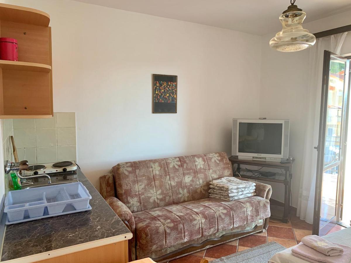 Apartments Mari Pržno 외부 사진